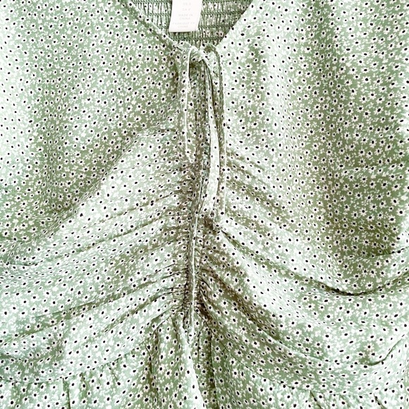 H&m Ditsy Floral Peasant Blouse - Picture 6 of 12